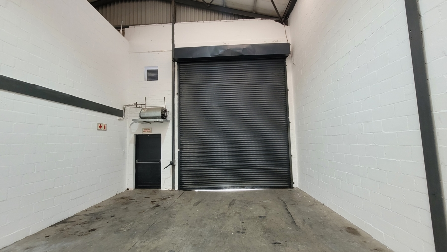 To Let commercial Property for Rent in Rivergate Western Cape